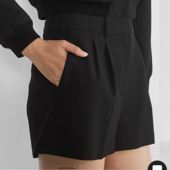 Babaton Atlier Pleated Shorts - Picture 5 of 7